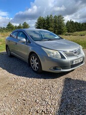 2009 - Toyota Avensis ---