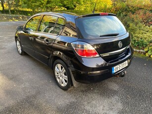 2009 - Vauxhall Astra ---