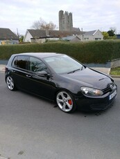 2009 - Volkswagen Golf Manual