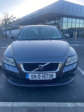 2009 - Volvo S40 Manual