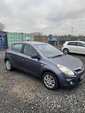 2010 - Hyundai i20 ---