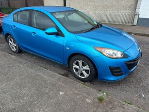 2010 - Mazda Mazda3 ---