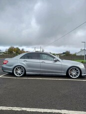 2010 - Mercedes-Benz E-Class Automatic