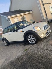 2010 - Mini Cooper Manual