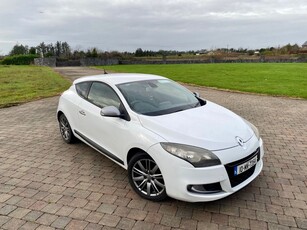 2010 - Renault Megane ---