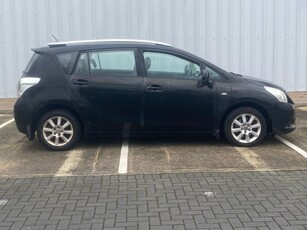 2010 - Toyota Verso Manual