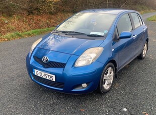 2010 - Toyota Yaris ---