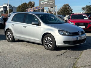 2010 - Volkswagen Golf Manual