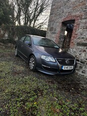 2010 - Volkswagen Passat ---