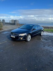 2010 - Volkswagen Passat ---