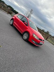 2010 - Volkswagen Polo Manual