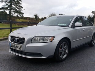 2010 - Volvo S40 ---