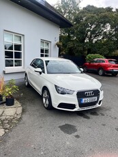 2011 - Audi A1 Manual