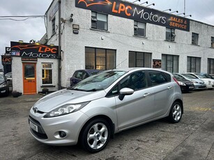 2011 - Ford Fiesta Manual