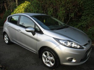 2011 - Ford Fiesta Manual