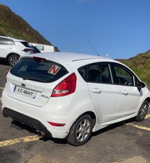 2011 - Ford Fiesta Manual