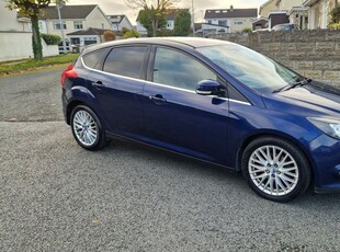 2011 - Ford Focus Manual