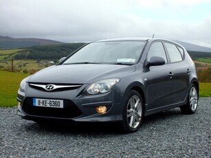 2011 - Hyundai i30 Manual