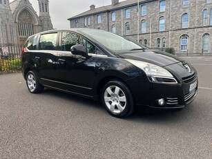 2011 - Peugeot 5008 Manual