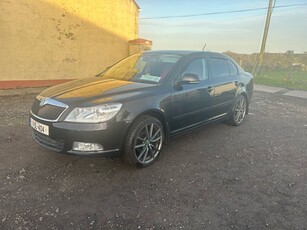 2011 - Skoda Octavia Manual