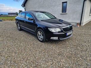 2011 - Skoda Superb Manual