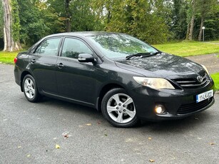 2011 - Toyota Corolla Manual