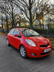 2011 - Toyota Yaris Manual