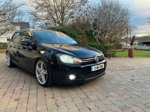 2011 - Volkswagen Golf Manual