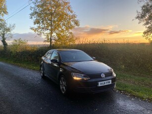 2011 - Volkswagen Jetta Manual