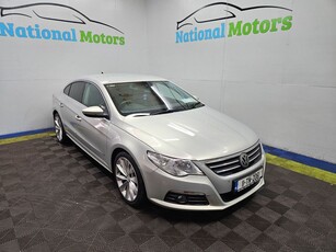 2011 - Volkswagen Passat Manual