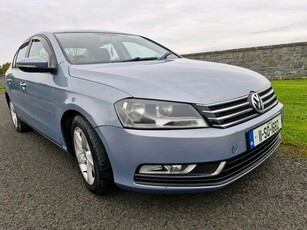 2011 - Volkswagen Passat Manual