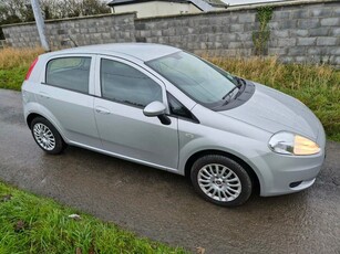 2012 - Fiat Punto Manual