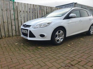 2012 - Ford Focus Manual