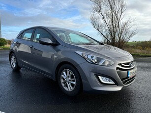 2012 - Hyundai i30 Manual