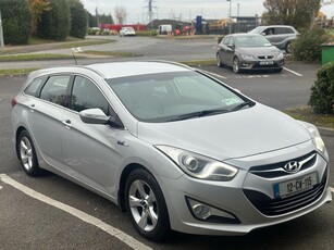 2012 - Hyundai i40 Manual