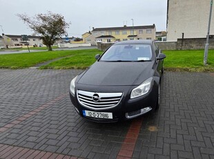 2012 - Opel Insignia Manual