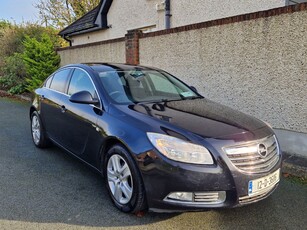 2012 - Opel Insignia Manual