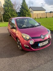 2012 - Renault Twingo ---