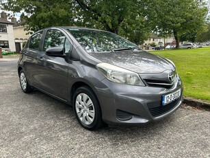 2012 - Toyota Yaris Manual