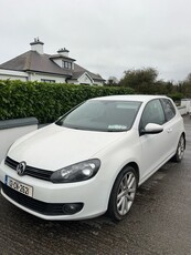 2012 - Volkswagen Golf Manual