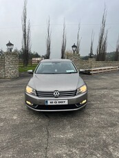 2012 - Volkswagen Passat Manual