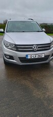 2012 - Volkswagen Tiguan Manual