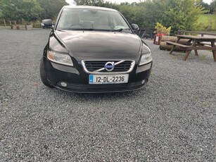 2012 - Volvo S40 Manual