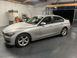 2013 - BMW 3-Series Manual