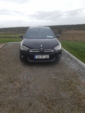 2013 - Citroen DS 4 Manual