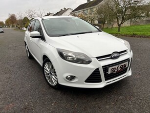 2013 - Ford Focus Manual