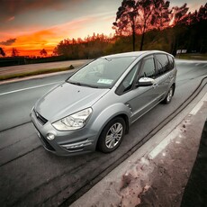 2013 - Ford S-Max Manual