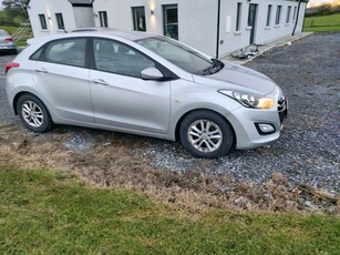 2013 - Hyundai i30 Manual