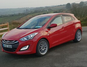 2013 - Hyundai i30 Manual