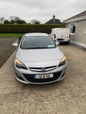 2013 - Opel Astra Manual